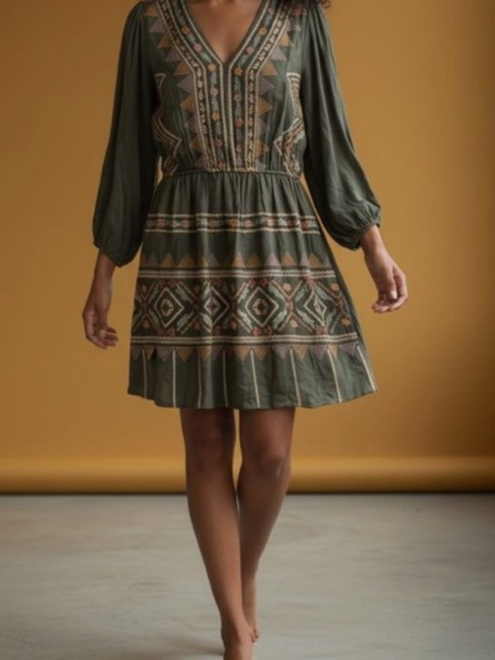 Savanna Jane Olive Green Embroidered V-Neck Smock Dress, size large